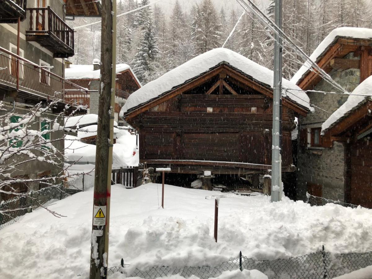 Chalet Cretaz Valtournenche Kültér fotó